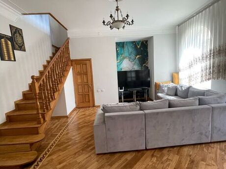 6 otaqlı həyət evi/bağ evi - Həzi Aslanov m. - 230 m²
