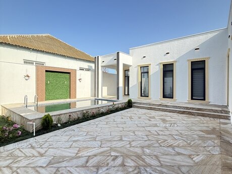 4 otaqlı həyət evi/bağ evi - Şüvəlan q. - 130 m²