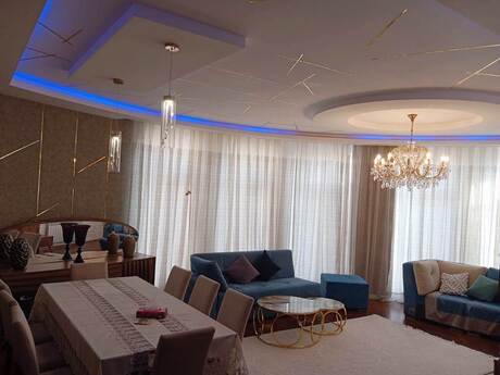 4 otaqlı yeni tikili - Şah İsmayıl Xətai m. - 160 m²