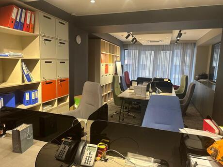 5 otaqlı ofis - 28 May m. - 125 m²