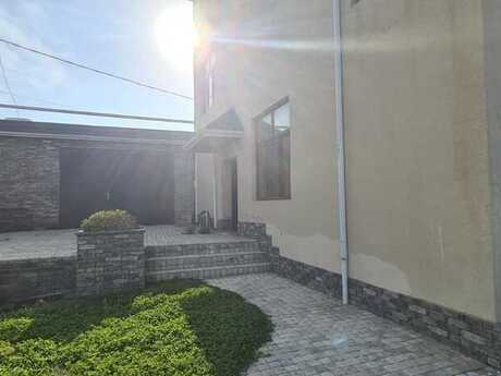 5 otaqlı həyət evi/bağ evi - Badamdar q. - 420 m²