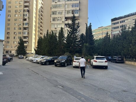Elan №5294462 - Bakı, Elmlər Akademiyası m., 3 otaqlı, 138 m², 4/15 mərtəbə