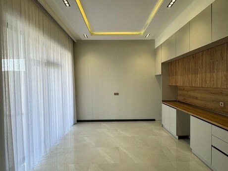 House with Garden, Villa For Sale