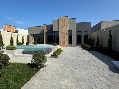 4 otaqlı həyət evi/bağ evi - Şüvəlan q. - 200 m²