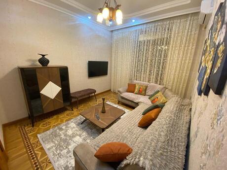 4 otaqlı köhnə tikili - Sahil m. - 120 m²