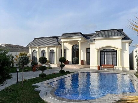 4 otaqlı həyət evi/bağ evi - Mərdəkan q. - 300 m²