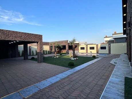 4 otaqlı həyət evi/bağ evi - Mərdəkan q. - 300 m²