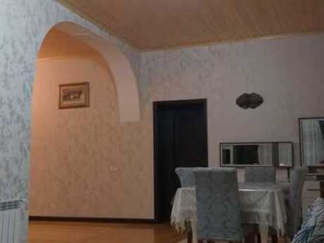 5 otaqlı həyət evi/bağ evi - Binə q. - 340 m²
