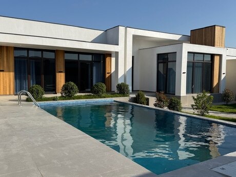 4 otaqlı həyət evi/bağ evi - Şüvəlan q. - 180 m²