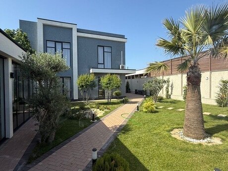 5 otaqlı həyət evi/bağ evi - Mərdəkan q. - 550 m²