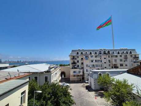 1 otaqlı köhnə tikili - Bayıl q. - 35 m²