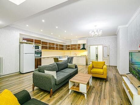 Kirayə 3 otaqlı mənzil, 175 m², Park Azure: 80 ₼/ay 4