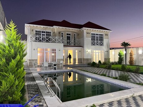 Elan №5301697 - Bakı, Mərdəkan q., 4 otaqlı, 200 m²