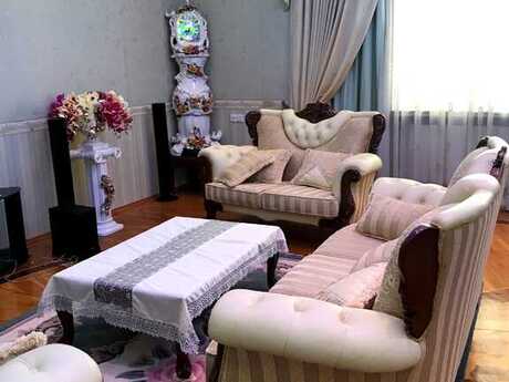 6 otaqlı həyət evi/bağ evi - Nəsimi m. - 250 m²