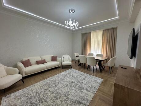 Elan №5303661 - Bakı, Ağ şəhər q., 3 otaqlı, 135 m², 3/7 mərtəbə