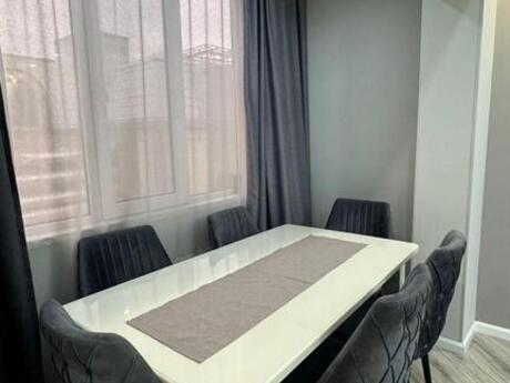 2 otaqlı köhnə tikili - Neftçilər m. - 70 m²