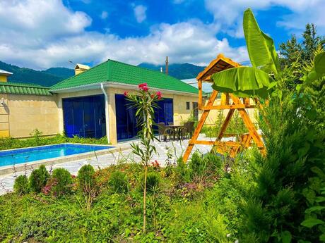 3 otaqlı həyət evi/bağ evi - Qəbələ - 180 m²