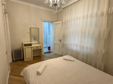 5 otaqlı həyət evi/bağ evi - Quba - 250 m²