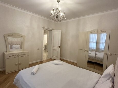 5 otaqlı həyət evi/bağ evi - Quba - 250 m²