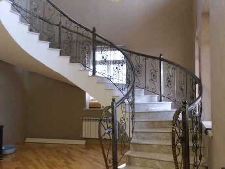 6-комн. дом/дача - пос. Бадамдар - 510 м²