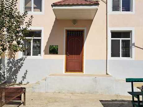 7 otaqlı həyət evi/bağ evi - Yeni Ramana q. - 196 m²