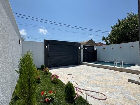 4 otaqlı həyət evi/bağ evi - Şüvəlan q. - 125 m²