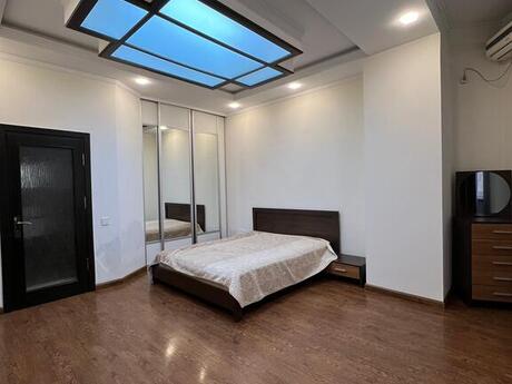 Kirayə 4 otaqlı mənzil, 140 m², Nərimanov: 1 100 ₼/ay 4