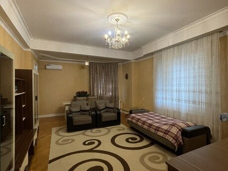 3 otaqlı mənzil, 135 m², İnşaatçılar: 420 000 ₼ 2