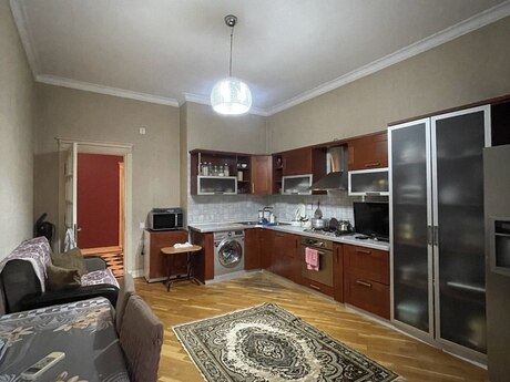 3 otaqlı mənzil, 135 m², İnşaatçılar: 420 000 ₼ 5