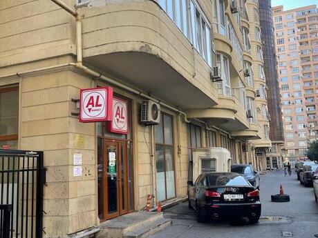 Obyekt - 8 Noyabr m. - 196 m²