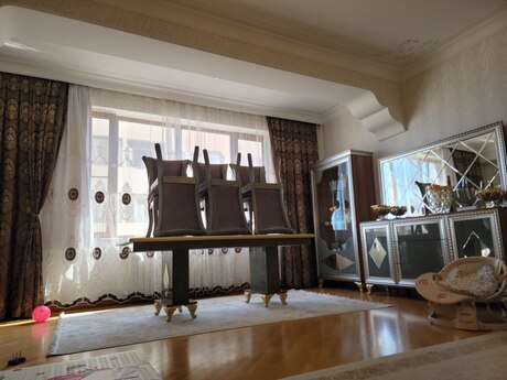 3 otaqlı mənzil, 135 m², Qara Qarayev: 348 000 ₼ 2