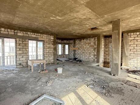 House with Garden, Villa For Sale