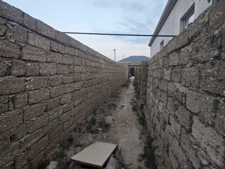2 otaqlı həyət evi/bağ evi - Binə q. - 60 m²