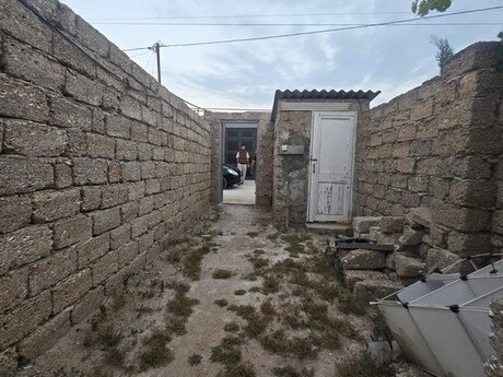 2 otaqlı həyət evi/bağ evi - Binə q. - 60 m²