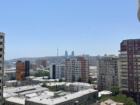 3-комн. новостройка - м. 28 мая - 132.2 м²