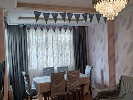 2 otaqlı köhnə tikili - İnşaatçılar m. - 50 m²