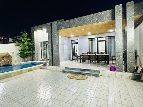 4 otaqlı həyət evi/bağ evi - Mərdəkan q. - 200 m²