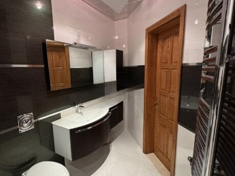 House with Garden, Villa For Sale