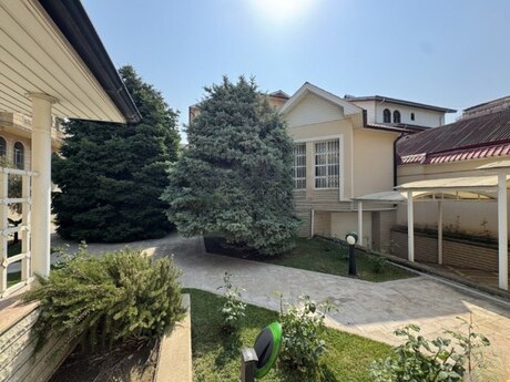 10 otaqlı həyət evi/bağ evi - Gənclik m. - 544 m²