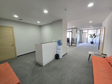 6 otaqlı ofis - Şah İsmayıl Xətai m. - 170 m²