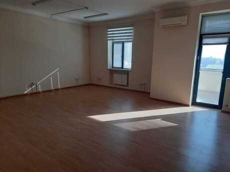 5-комн. офис - м. Низами - 200 м²