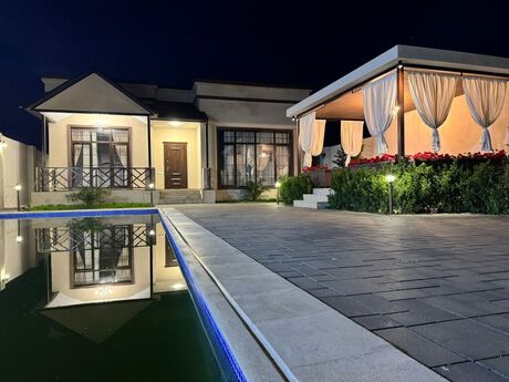 4 otaqlı həyət evi/bağ evi - Şüvəlan q. - 190 m²