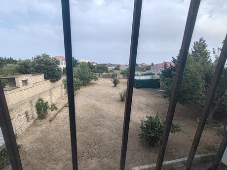 5 otaqlı həyət evi/bağ evi - Buzovna q. - 150 m²