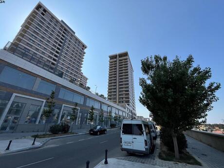 Obyekt - Ağ şəhər q. - 385 m²
