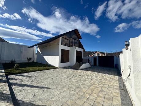 6 otaqlı həyət evi/bağ evi - Qəbələ - 200 m²