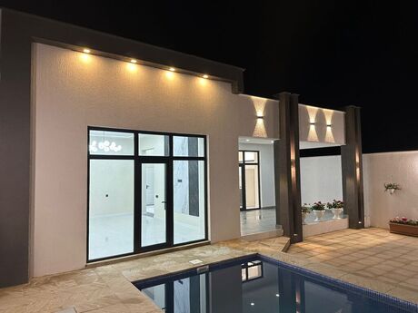 4 otaqlı həyət evi/bağ evi - Mərdəkan q. - 140 m²