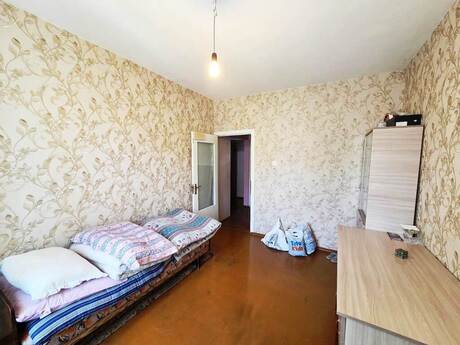 5 otaqlı köhnə tikili - Azadlıq Prospekti m. - 127 m²
