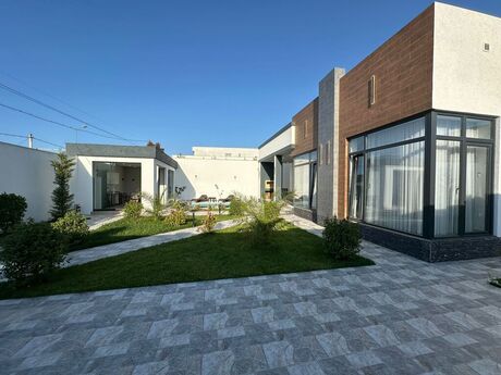 4 otaqlı həyət evi/bağ evi - Mərdəkan q. - 170 m²