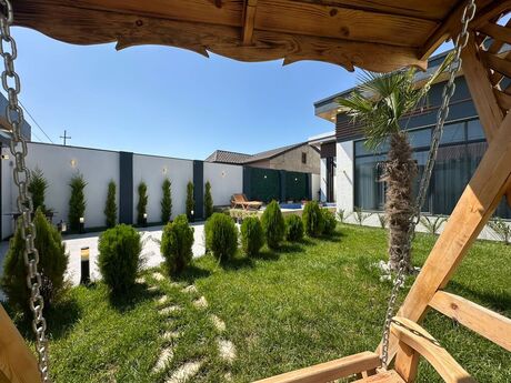4 otaqlı həyət evi/bağ evi - Mərdəkan q. - 145 m²
