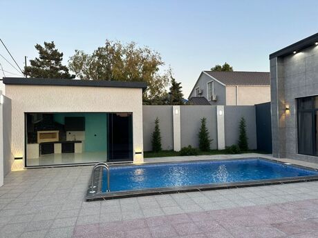 4 otaqlı həyət evi/bağ evi - Mərdəkan q. - 160 m²